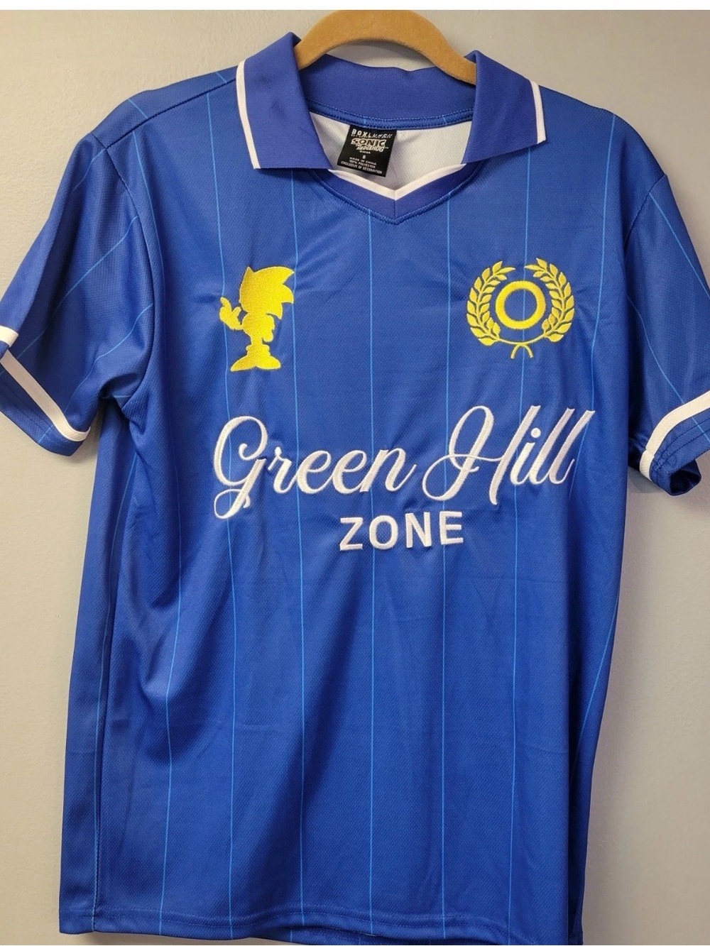 Sonic The Hedgehog Green Hill Soccer Jersey Size Small BoxLunch Blue Shirt #91